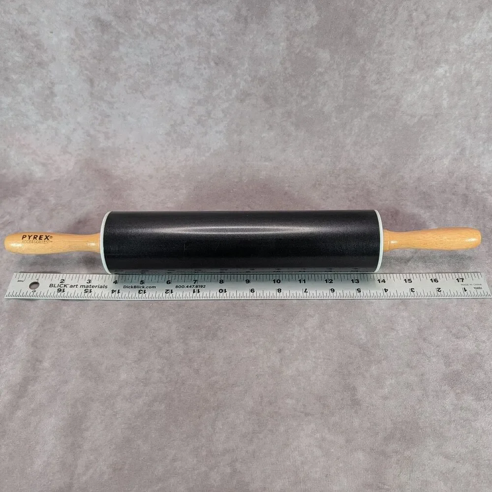 Vintage Pyrex Accessories Black Non Stick Metal Rolling Pin Wood Handles 18 Inch